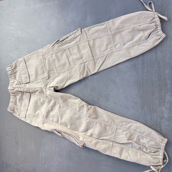 Low-rise Drawstring Cargo Pants - Picture 3 of 4